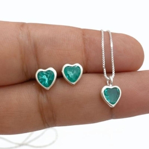 CJ CORAÇÃO 6MM EMBUTIDO VERDE CIANO