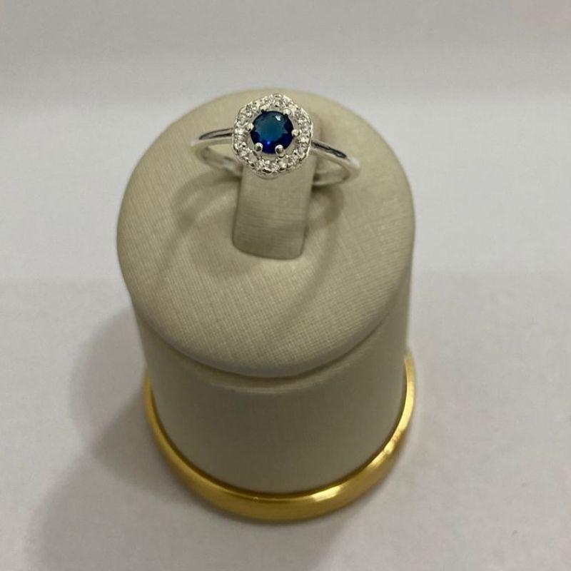 ANEL FLOR  C/ ZIRC. SAFIRA