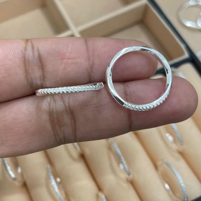 ANEL APARADOR TORCIDO C/ ZIRC.