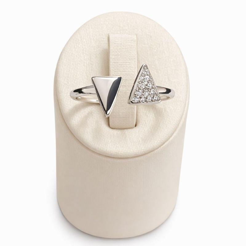 ANEL REGULÁVEL TRIÂNGULO LISO CRAV