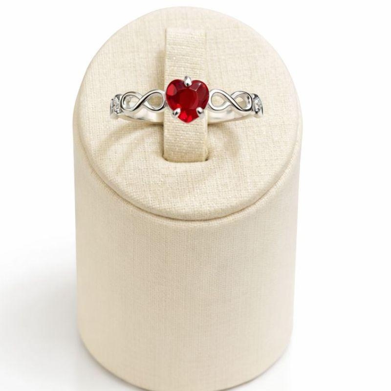 ANEL SOLITÁRIO INFINITO CORAÇÃO C/ ZIRC. 5MM RUBI