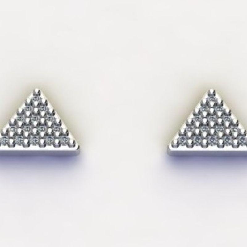 BRINCO TRIÂNGULO GRANDE C/ ZIRC. CRISTAL