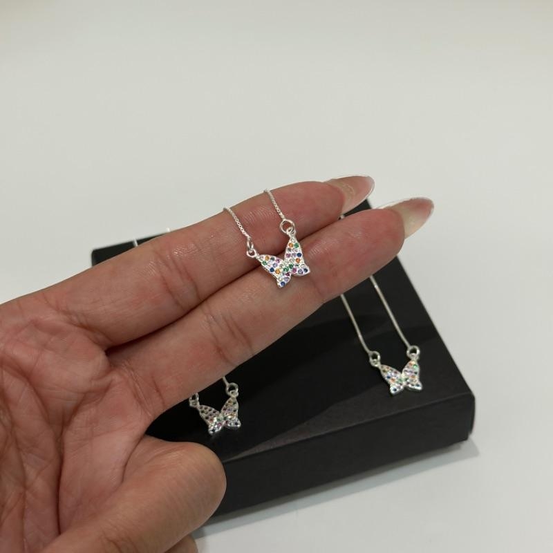 GARGANTILHA BORBOLETA