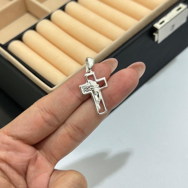 PINGENTE FACE DE CRISTO  M