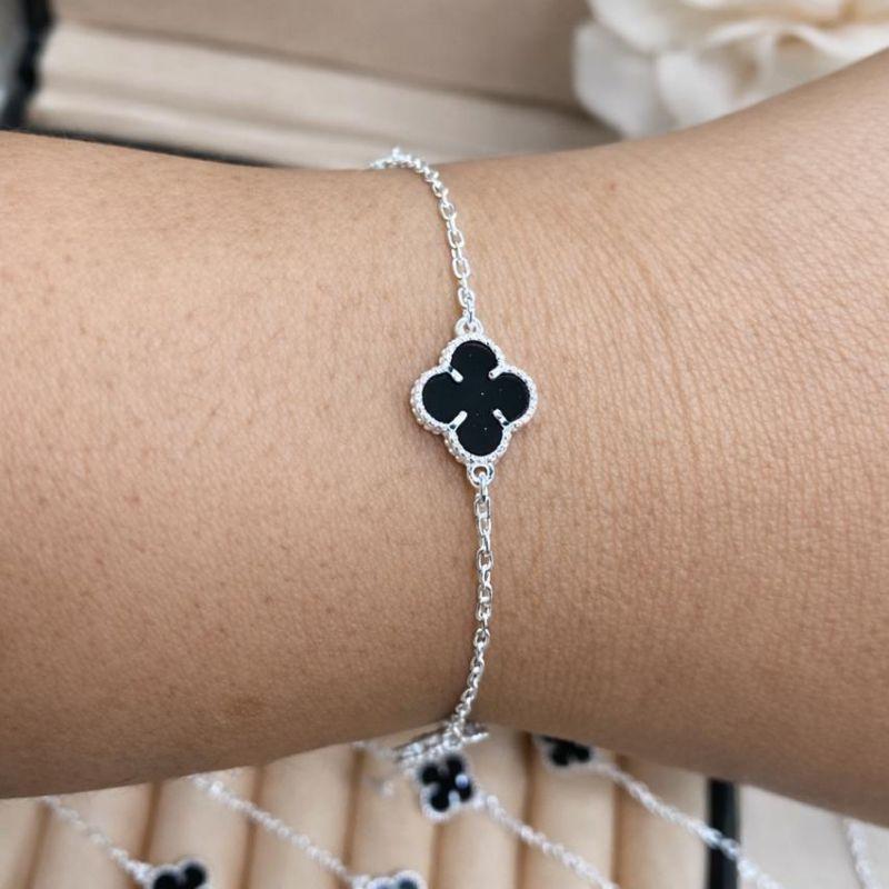 PULSEIRA VAN CLEEF PEDRA ONIX 9X9MM