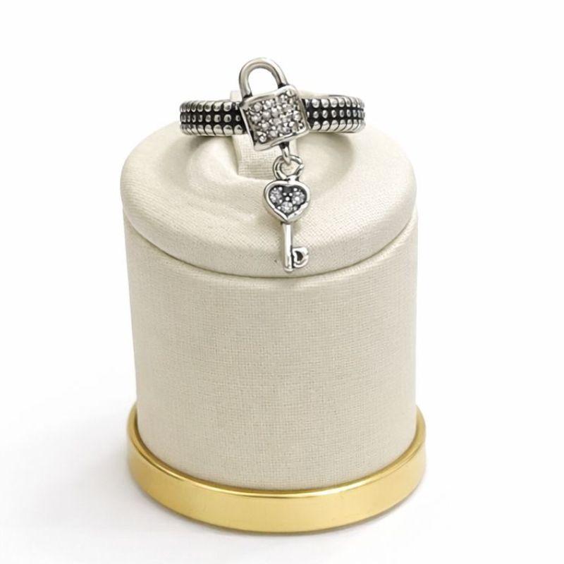 ANEL PINGENTE CADEADO COM CHAVE