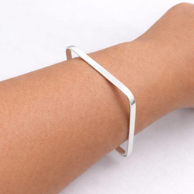 BRACELETE QUADRADO FIO 430 QUADRADO