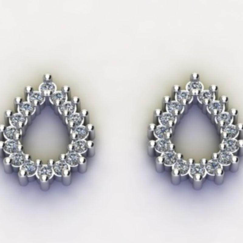 BRINCO GOTA MÉDIO C/ ZIRC. CRISTAL